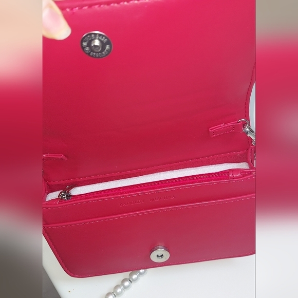 NWT Badgeley Mischka crossbody bag - Picture 3 of 3